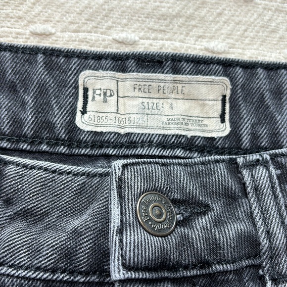 Free People Beaded Black Denim Mini Skirt Size 4 - Picture 6 of 8